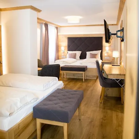 Отель Gasthaus-hotel Faltermaier 3*